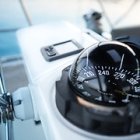 Ausschnitt vom Boot mit Geschwindigkeitsanzeige im Vordergrund