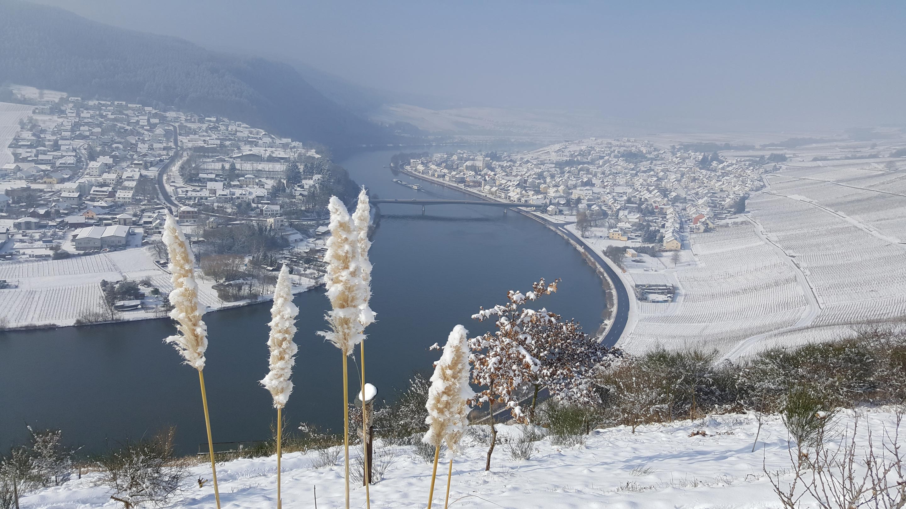 Bild zeigt Blick vom Huxlay Plateau aus im Winter